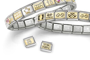 VAVINY in een goud jasje