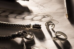 Pav&eacute;Cut 477AU van Busch