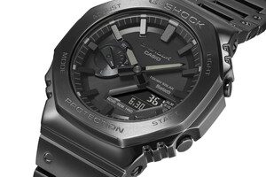 <u><em><strong>G-SHOCK GM-B2100</strong></em></u> met achthoekige bezel
