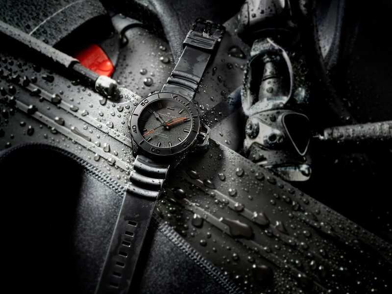 HAMILTON KHAKI NAVY FROGMAN AUTOMATIC