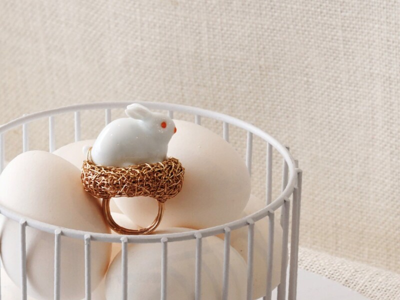 Opvallend: 'White Rabbit' ring